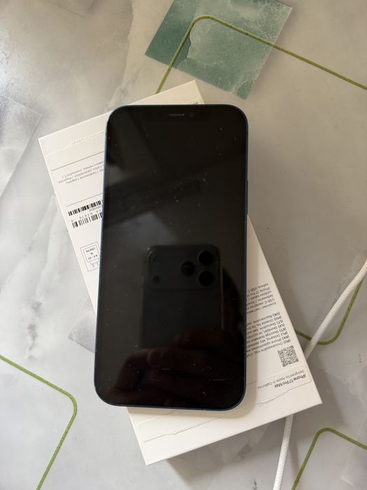 Iphone 12, с коробкой