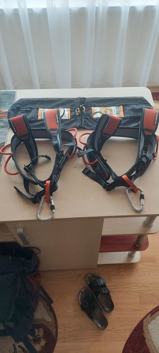 2 Hamuri alpinism, asigurare în coarda sau munci utilitare+cordelina