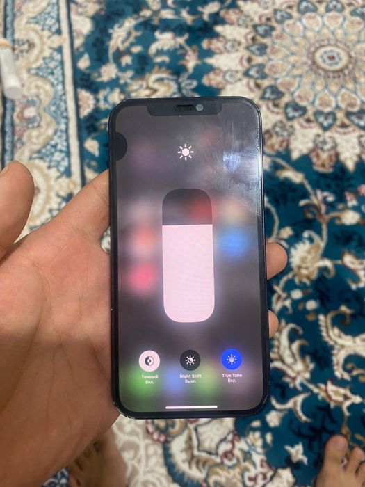 Айфон 12   64 гб