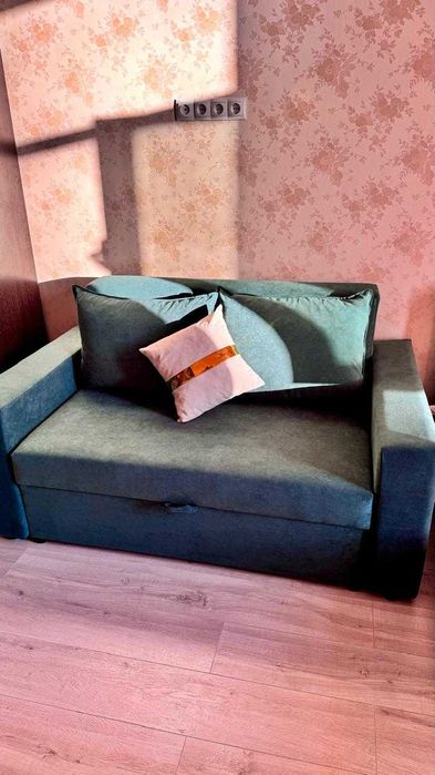 Диван раскладной новый!