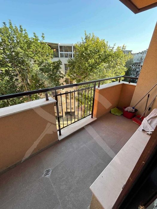 Дава се под наем Двустаен апартамент в Варна, Младост 1 - 65 кв.м за 650 € - Снимка #4