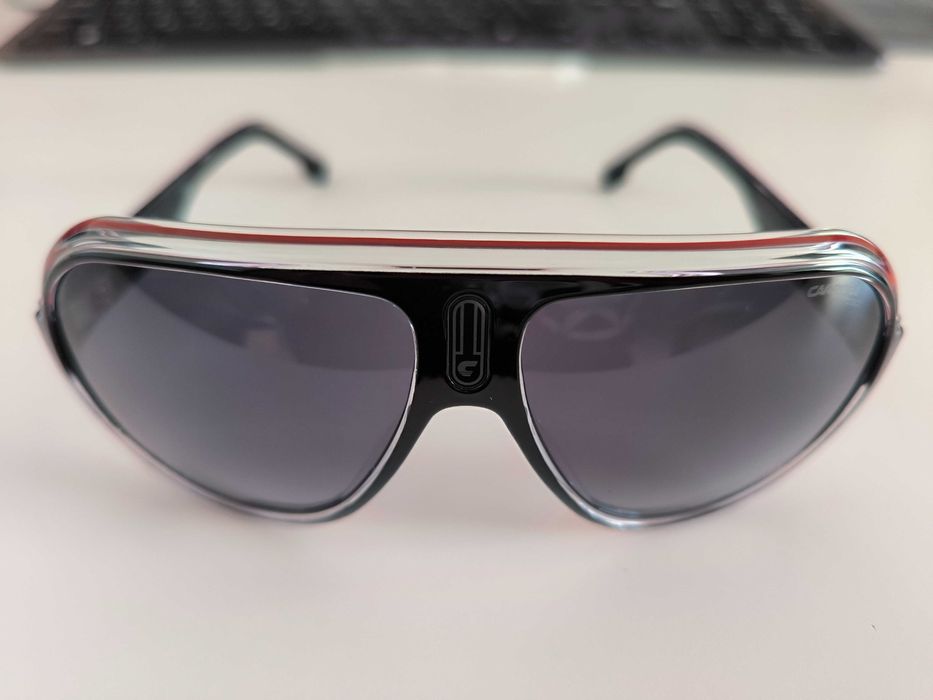 слънчеви очила CARRERA