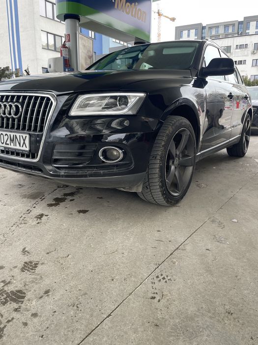 Audi Q5 model  led față,  spate, 2.0 tdi 177 cp