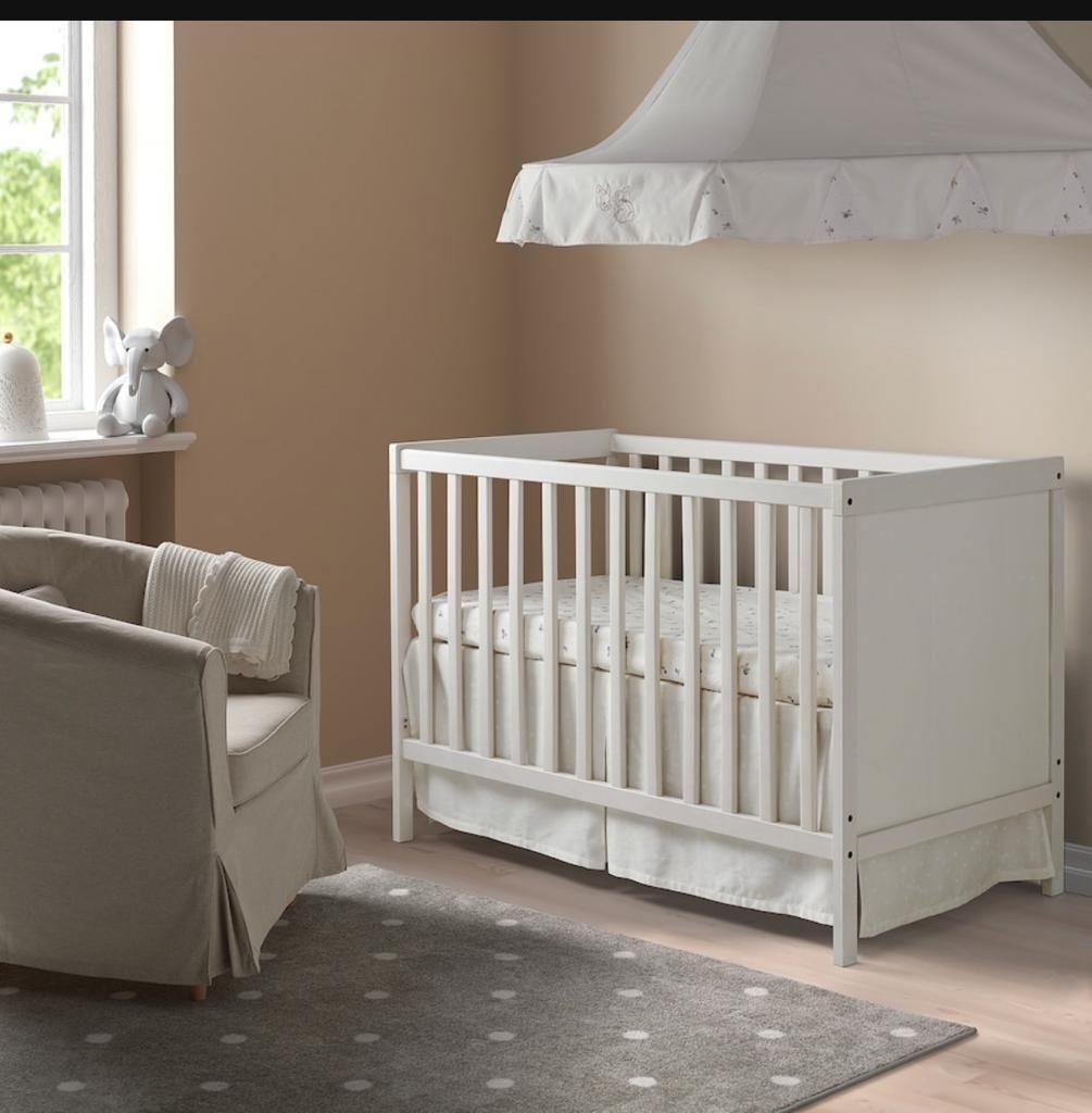 Small sales cot ikea