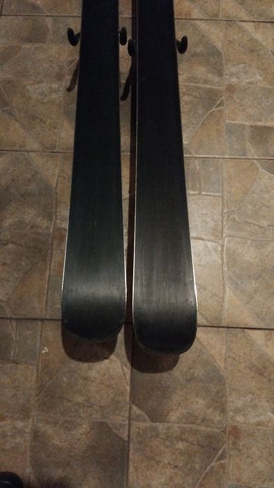 Schiuri Atomic 168 cm