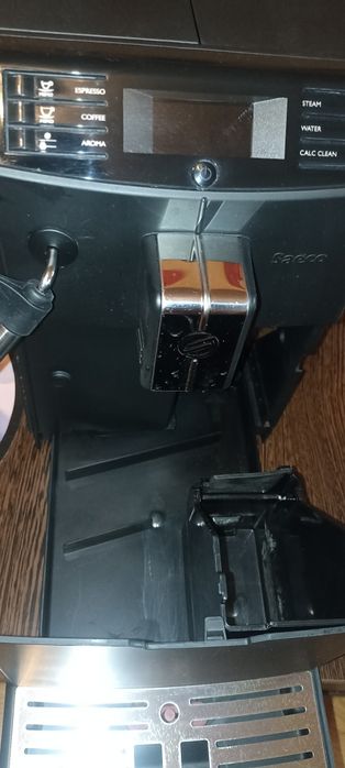 Aparat de cafea pe boabe Saeco Minuto – Calitate profesionistă acasă!