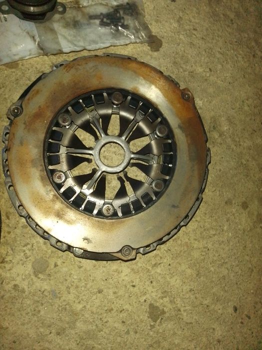 Vând ambreiaj 1.9, 2.0