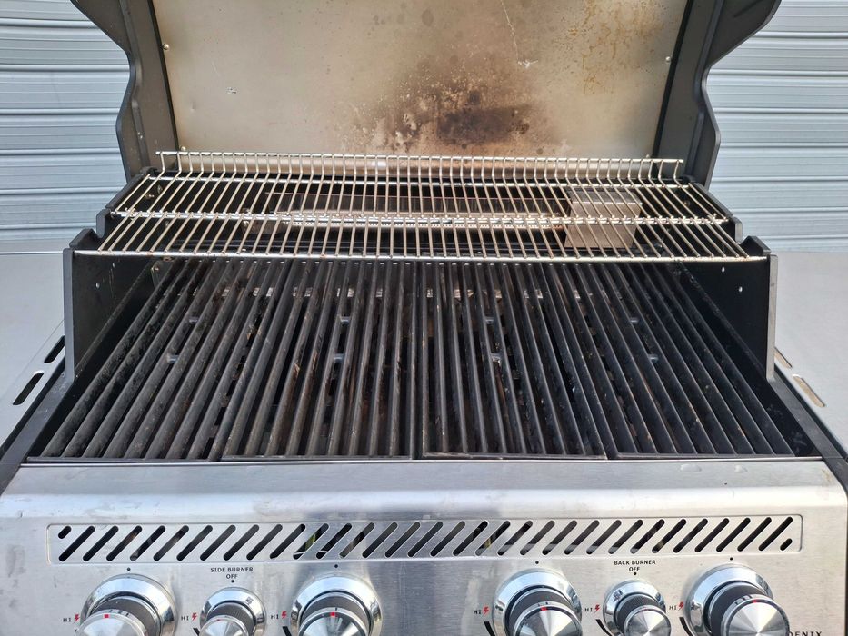 Газово барбекю - Falcon
Газово барбекю - Falcon