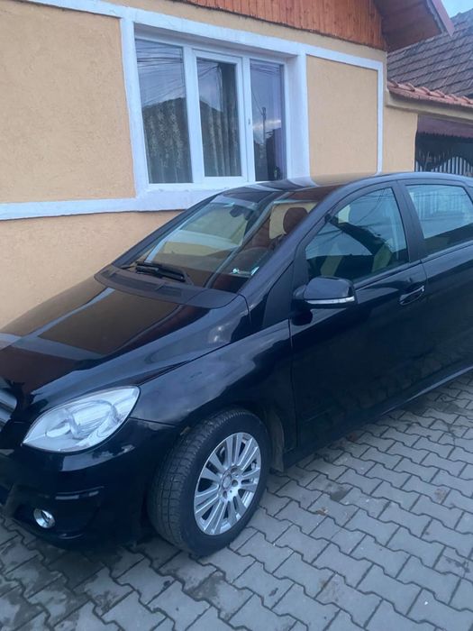 mercedes benz B 180