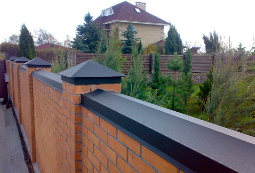 Колпаки+каньки на забор!