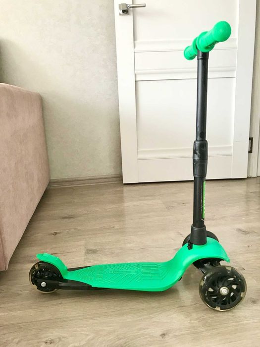 Самокат "Дерзкий" в отличном состоянии!