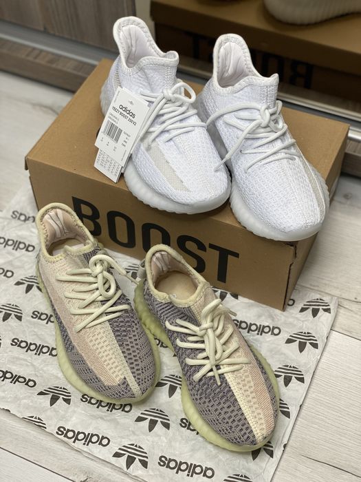 Adidasi YEEZY BOOST 350 V2