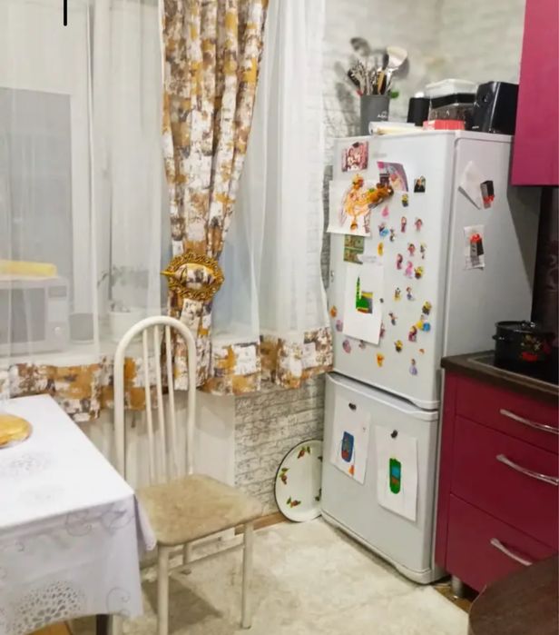 Продам 2комн кв .