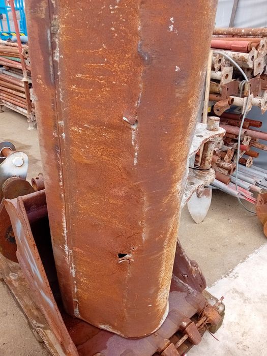 Cupa taluz excavatoare 6 8 tone  buldoexcavator