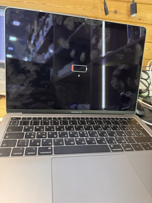 Macbook air13 core i5  на запчасти