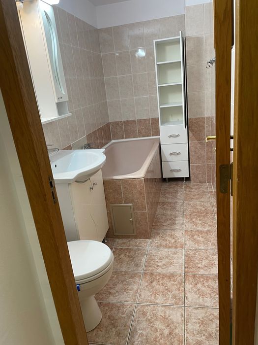 Inchiriez apartament 2 camere, Sector 3, Bvd.,Decebal