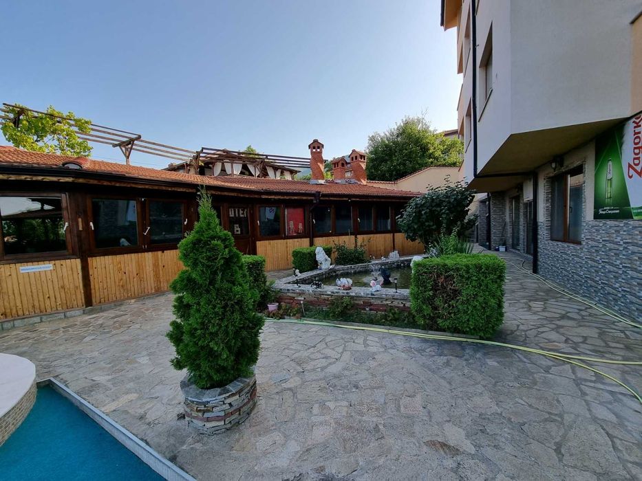 Продава се Хотел в Асеновград - 750 кв.м за 1020 €/кв.м - Снимка #4