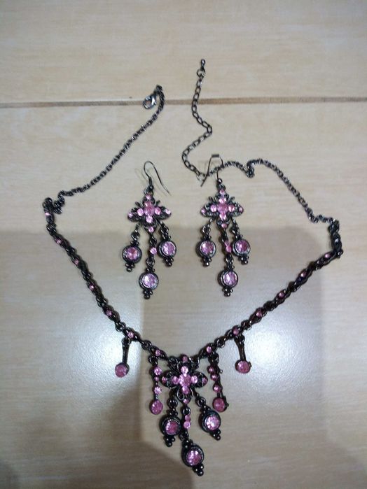 Set colier și cercei -20 lei