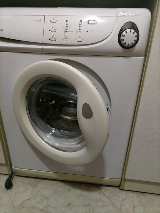 Пералня Канди тесен модел
