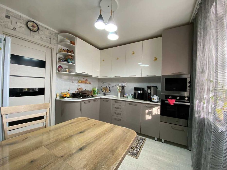 Продаётся 3х, УП, панель1980г.п.3 эт не угловая