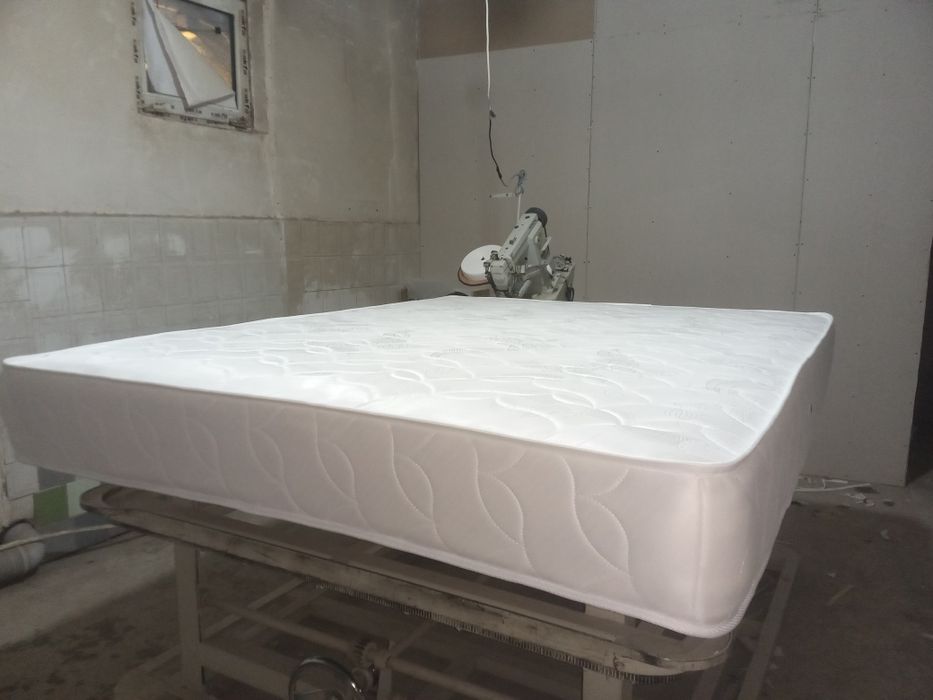 Антамичиский и безпуржиний матрас оптим нахлада