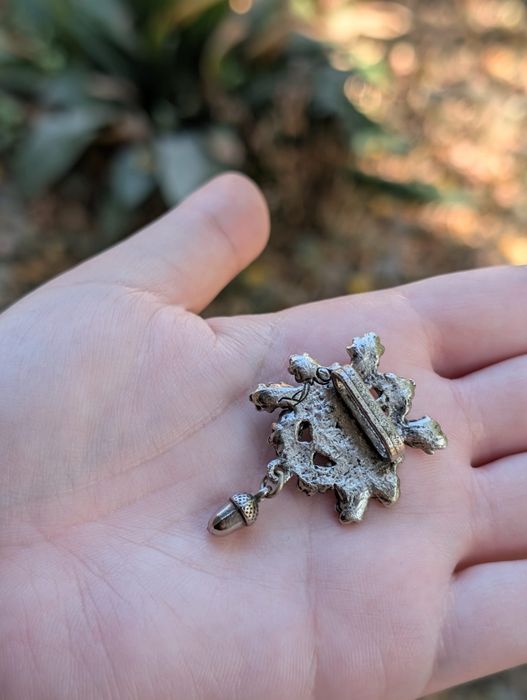 Veche cravata vanatoare, Charivari