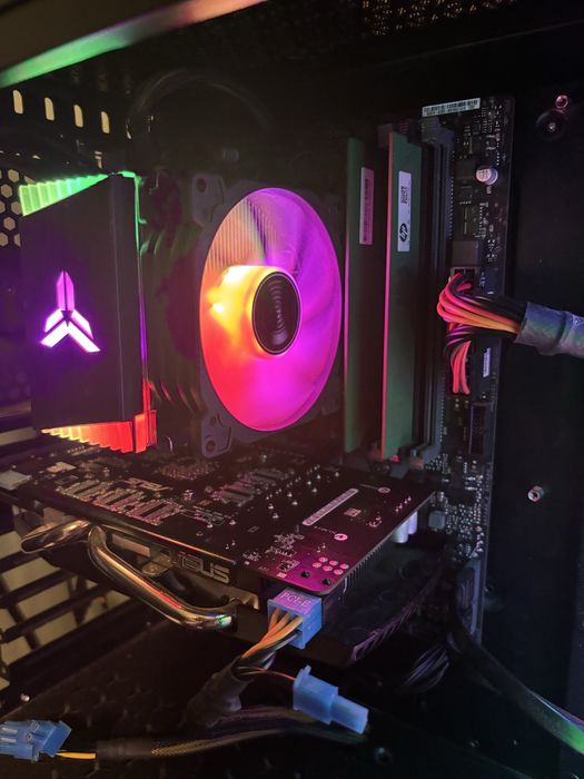 Дъно,процесор,рам и охладител