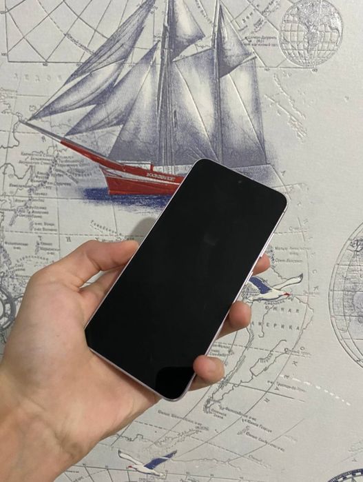Samsung S23 розовый