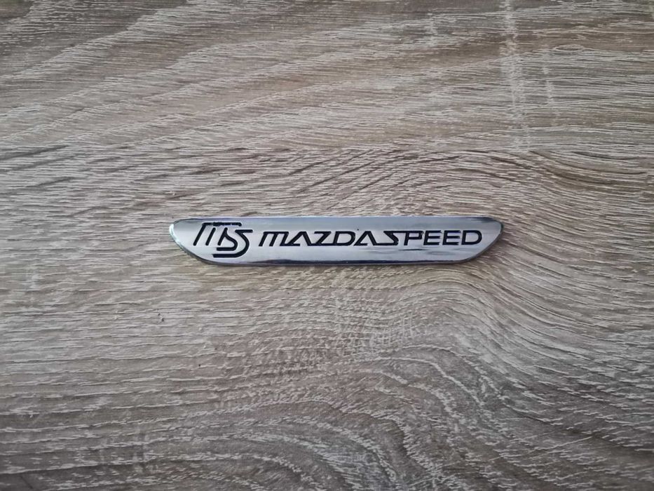 метална емблема лого MazdaSpeed