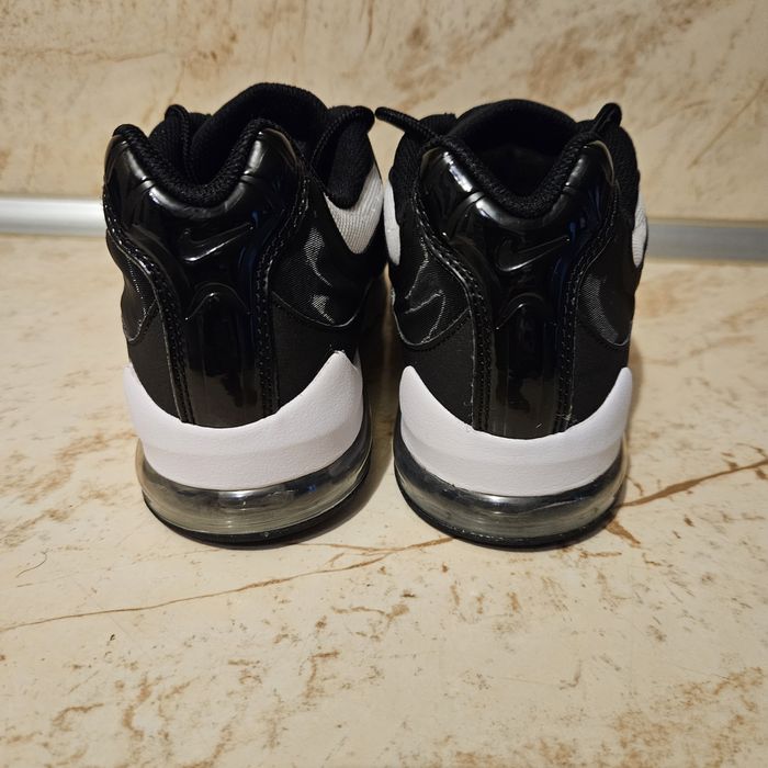 Маратонки   Nike