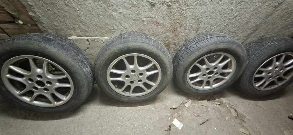 Гуми с  Джанти 15