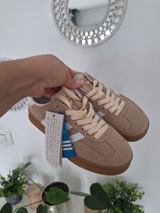 Adidasi dama Adidas bej 36