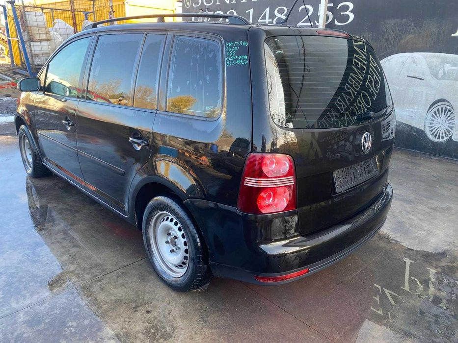 dezmembrez volkswagen golf 4 /volkswagenTouran 2.0 //volkswagen golf 6/Volkswagen Passat (B5.5)/usa passat /capota golf /alz/axp/