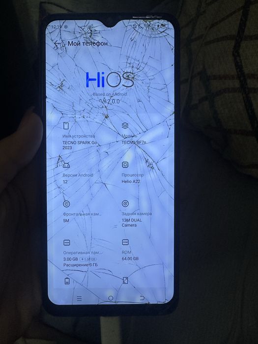 продаю телефон tecno spark go 2023