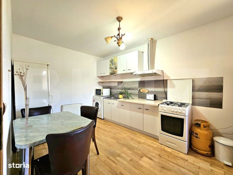 Apartament 2 camere, 80 mp, zona Lunei