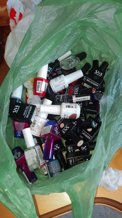 Гелев лакове на изгодна цена