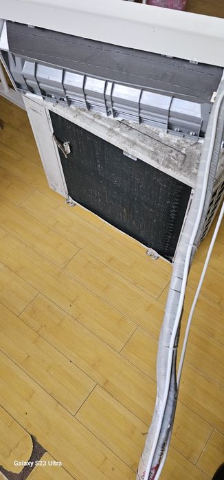 Aer conditional 12000 BTU INVERTER