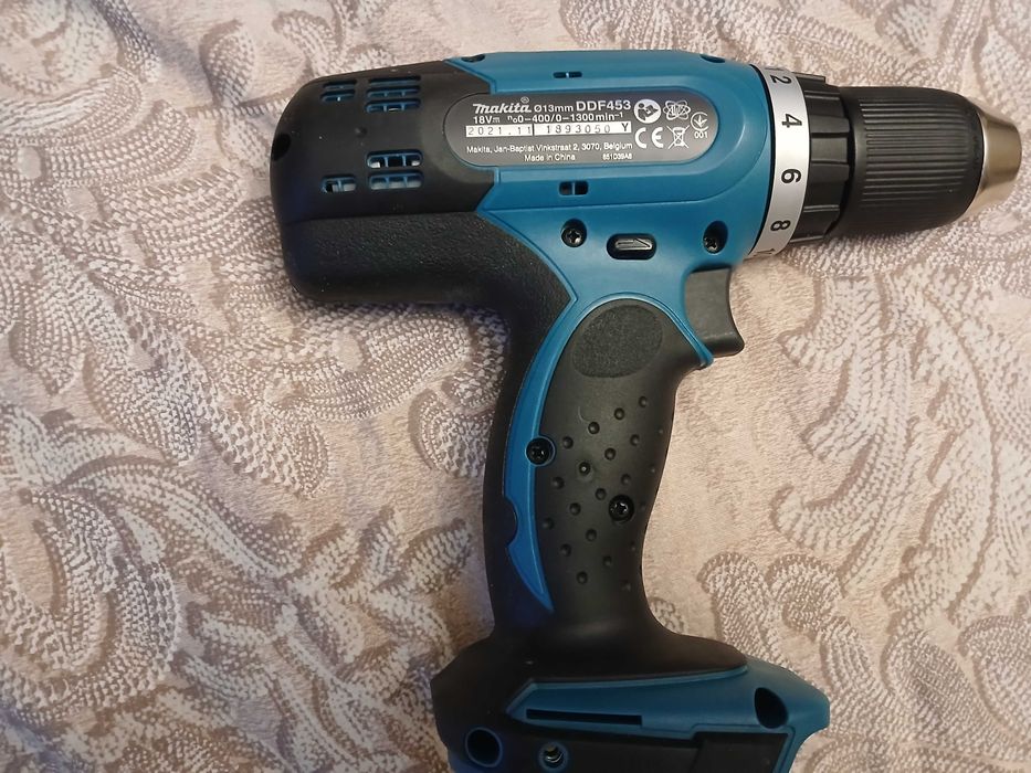 Акумулаторен винтоверт Makita DDF453RFE