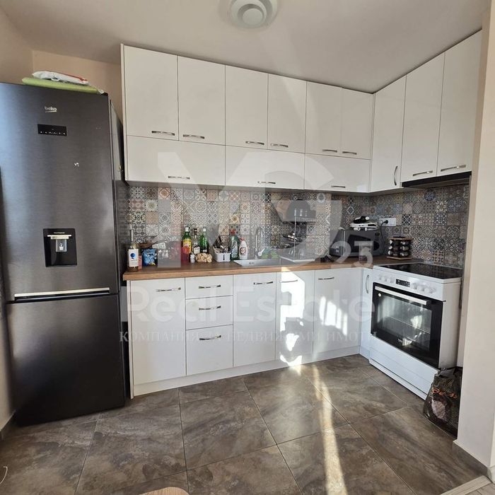 Продава се Тристаен апартамент в Пловдив, Тракия - 109 кв.м за 1926 €/кв.м - Снимка #3