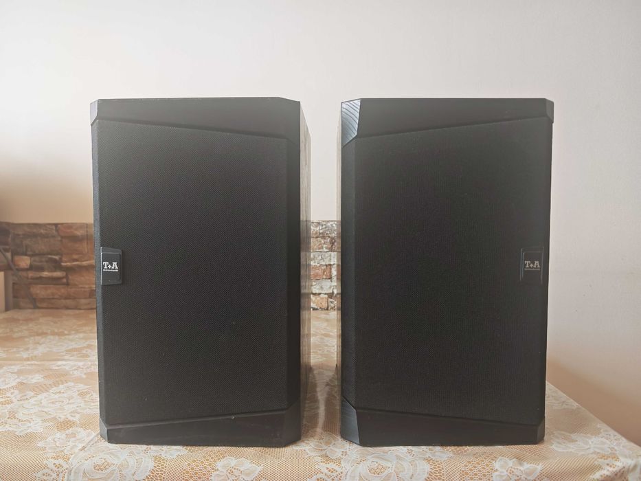 T+A elektroakustik HELIOS MIDI 1