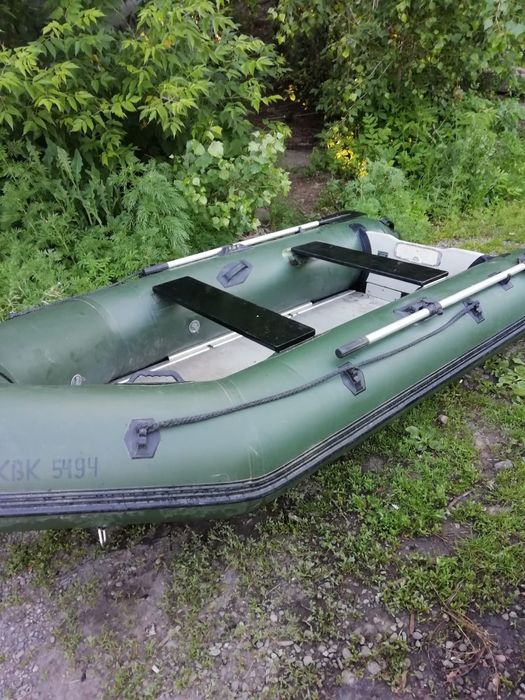 Продам лодку ПВХ.