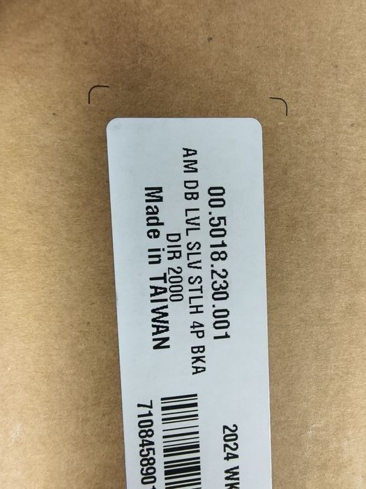 НОВИ в кутии Sram Level Silver Stealth 4-Piston спирачки 2024велосипед