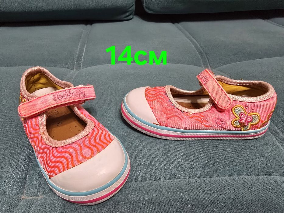 Обувь на девочку, много пар обуви