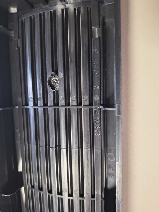 APC SMART-UPS Front Bezel Cover 2U Face Plate 876-0017