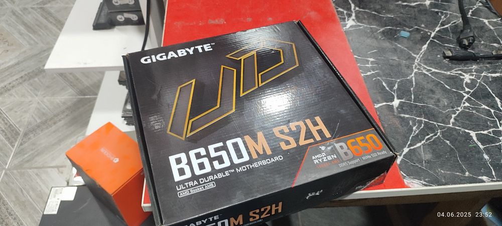 Материнская плата Gigabyte B650M S2H