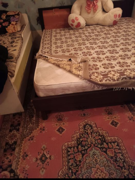 Продаю кравать нормально состояние