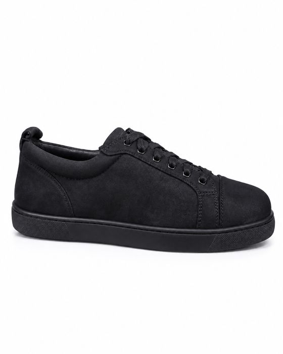 Обувки Louboutin