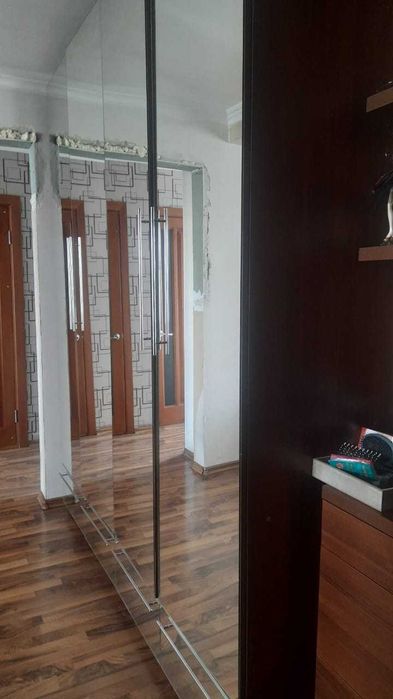 Шкаф четырехдверный зеркальный