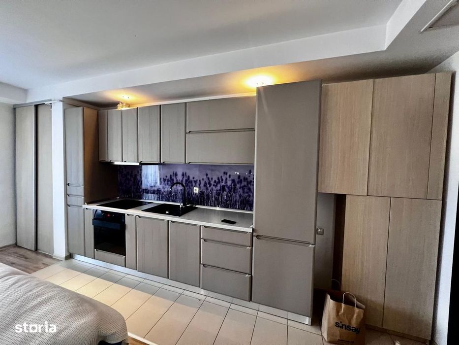 Apartament cu 3 camere de inchiriat in Cosmopolis