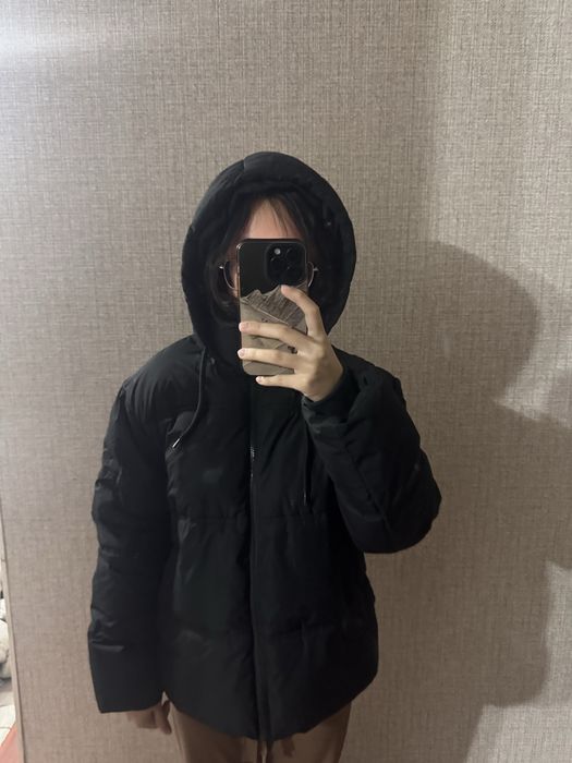 Продаю пуховик на зиму
